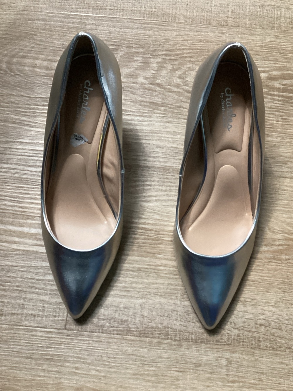 Charles By Charles David Metallic Silver Pointed Toe Heels Sz 7M 3.5 Heels
